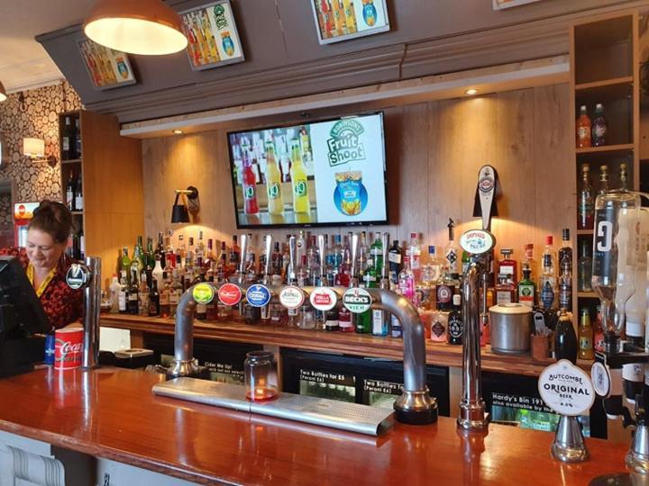 The Crown Inn Keynsham Dış mekan fotoğraf